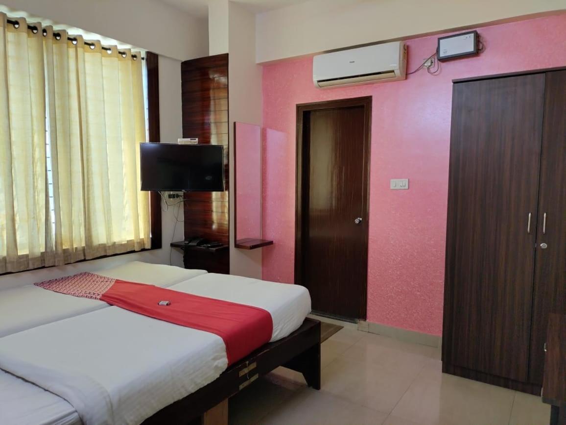 Grand Residency Ostello Bangalore Esterno foto